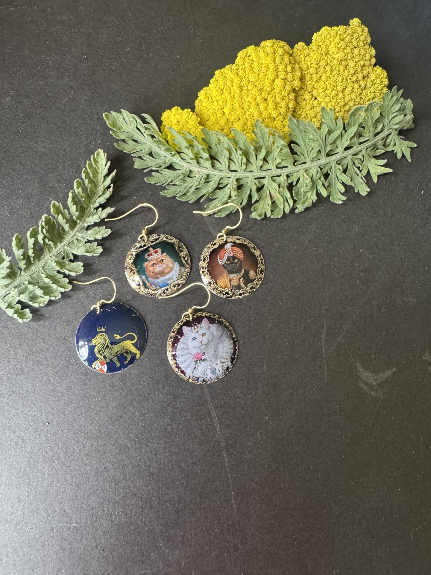 Richard Set of 4 Royal Cats Tin Earrings